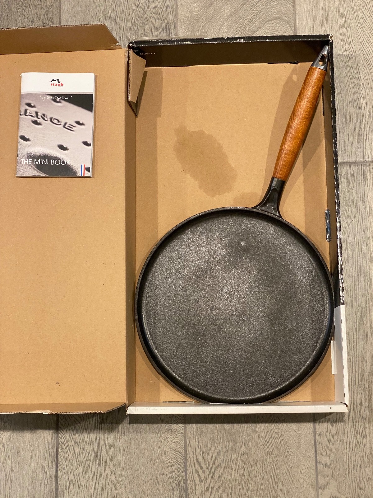 Staub Cast Iron Crepe Pan Black Matte Pre Owned 11 inches Made in France