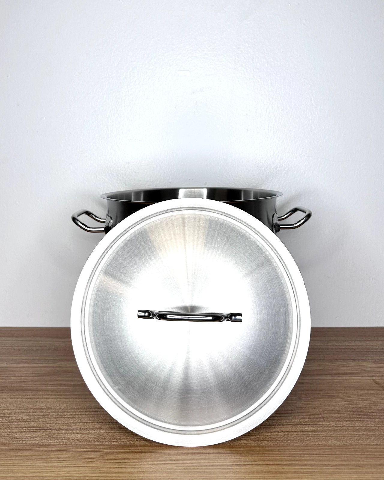 FOR CHARITY: ABC aluminum stock pot with lid, CSS-1010 10.5 quart [C]