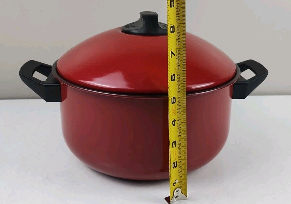 Pasta Express One (1) Red 2 Qt Non-Stick Pasta Pot With Locking Strainer Lid
