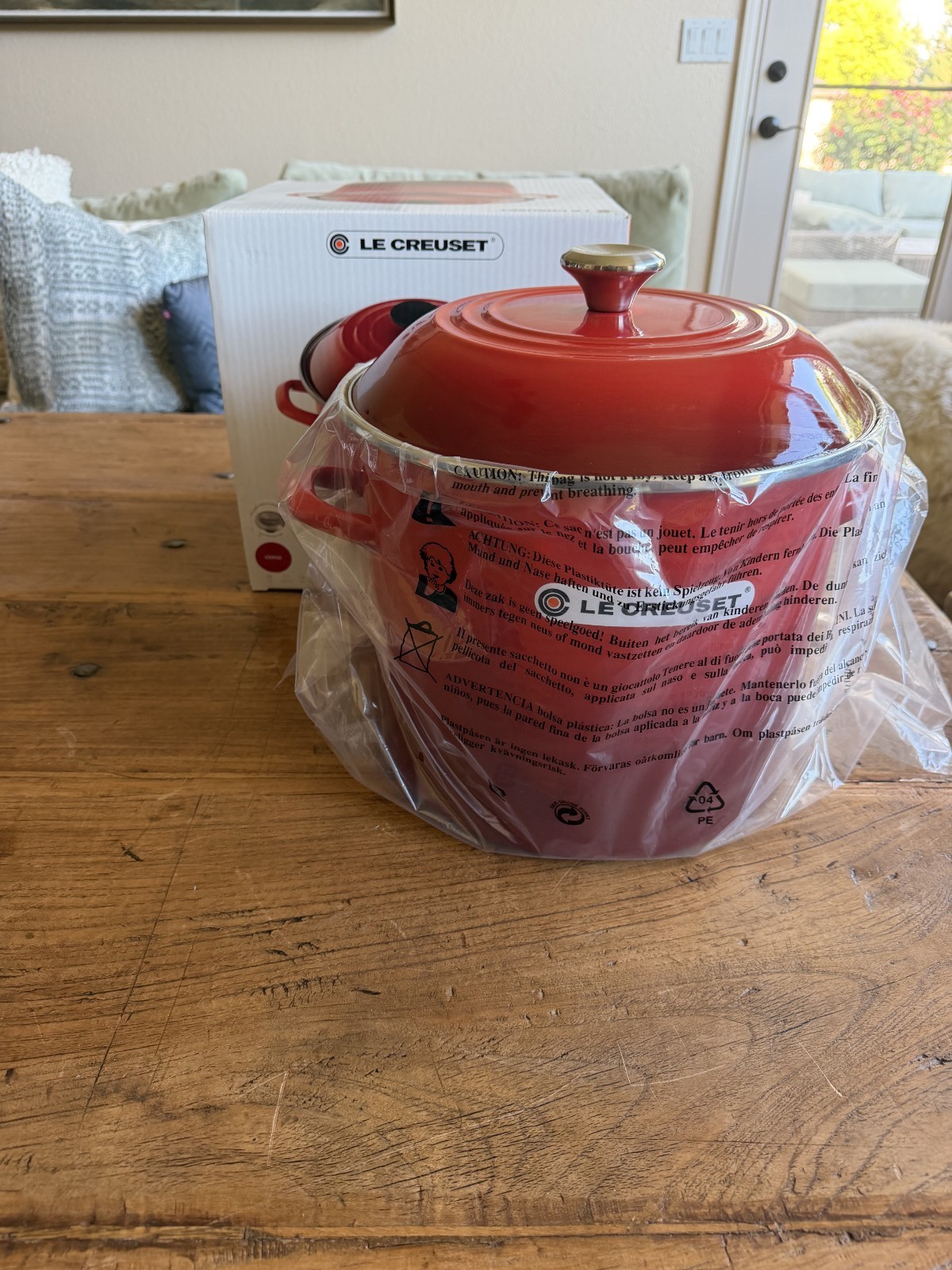 Le Creuset Enamel On Steel 16. qt 28 cm Stockpot Cerise Cherry Red NEW NIB