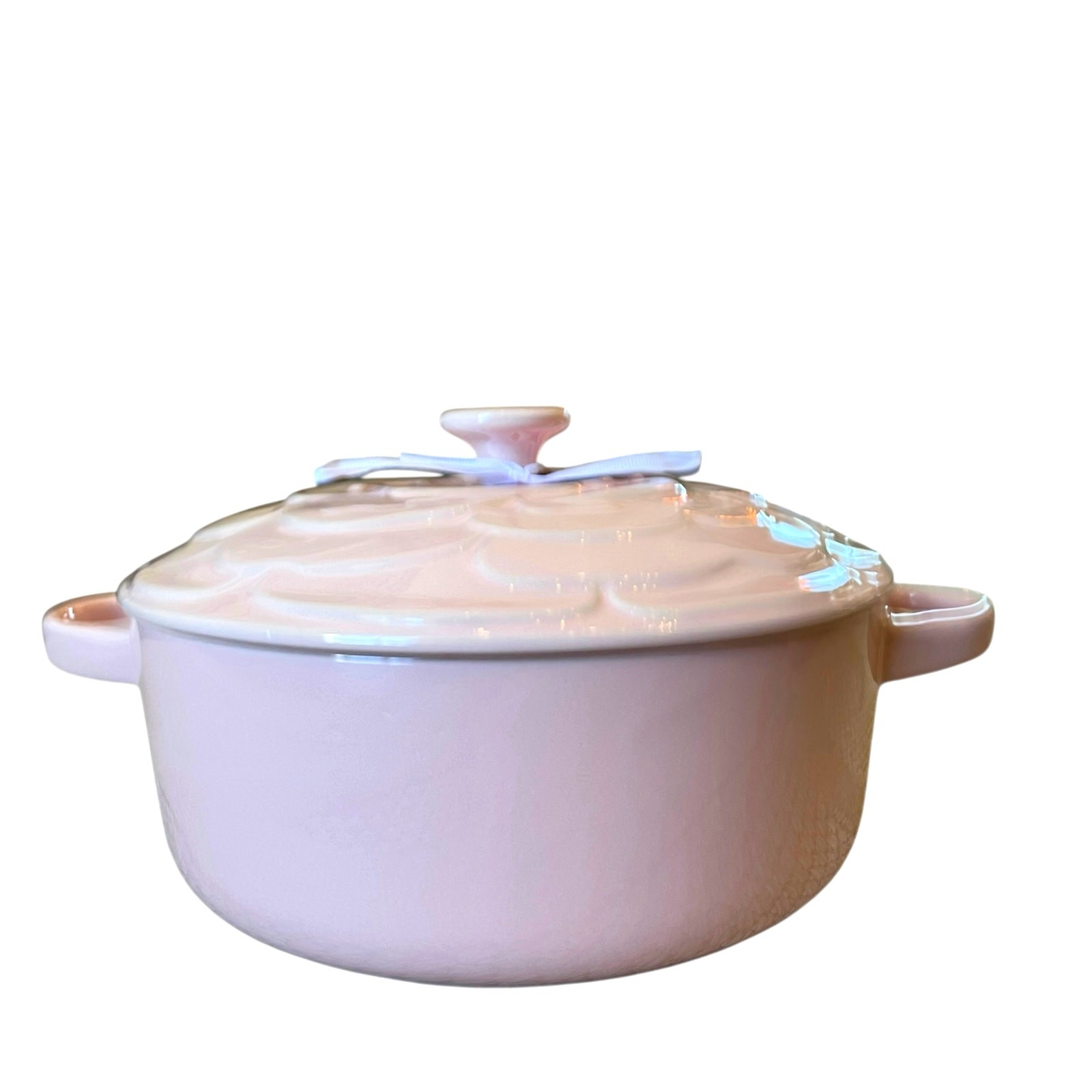The Bake Shop Rose Embossed Casserole Dish w/ Lid 11in Large Pastel Pink New