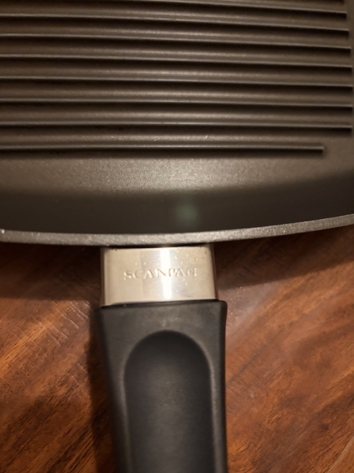 Scanpan Professional 10 1/2 x 10 1/2 Inch Denmark ceramic Titanium Grill Pan