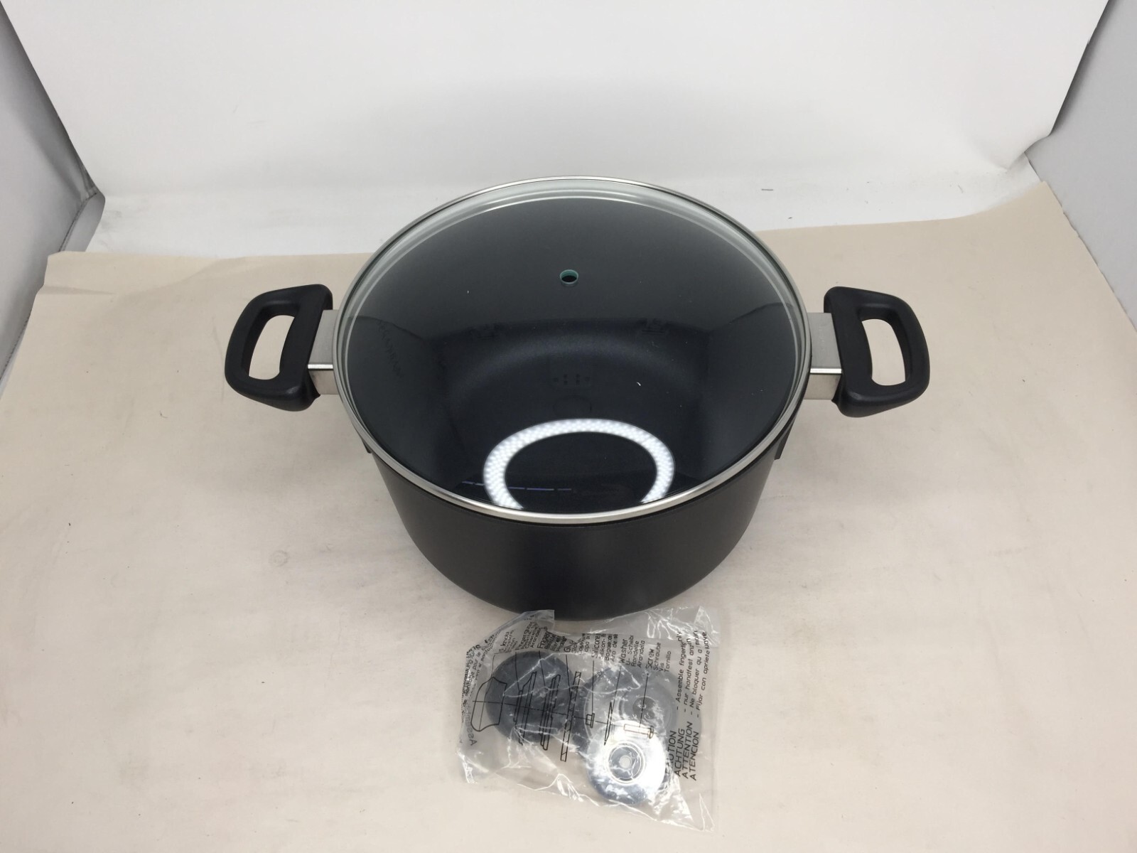Scanpan Classic Nonstick 5.25-qt Covered Dutch Oven
