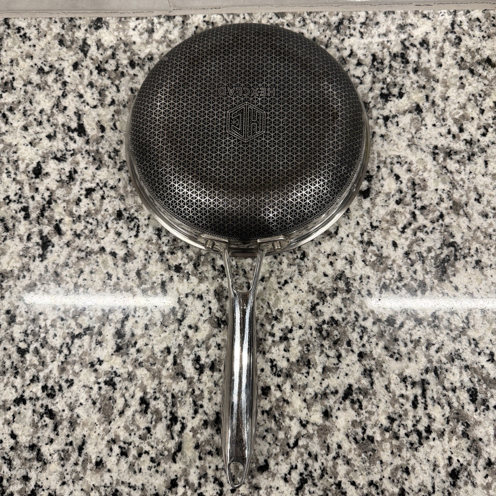 HexClad Hybrid Frying Pan Stainless Nonstick Skillet 8” Kitchen Chef Cook No Lid
