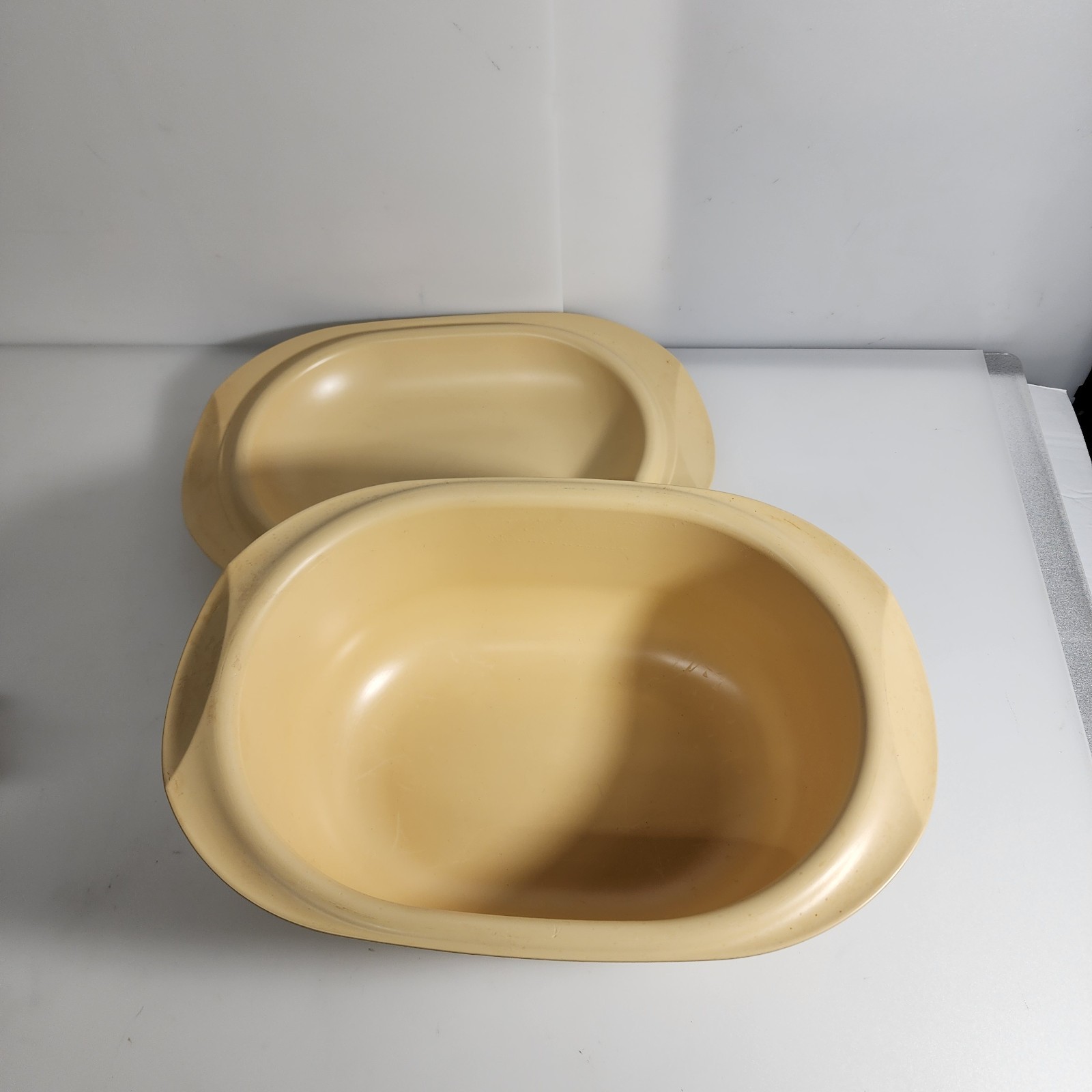 Vintage Tupperware 3 Quart Oven Microwave Covered Casserole Bowl Lid Cover 3651A