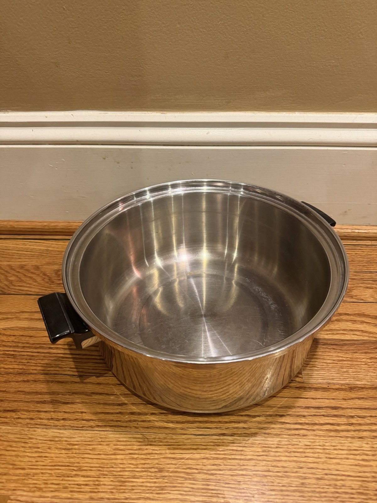 ROYAL QUEEN MULTI-CORE COOKWARE SET DOME LID STAINLESS STEEL READ DESCRIPTION