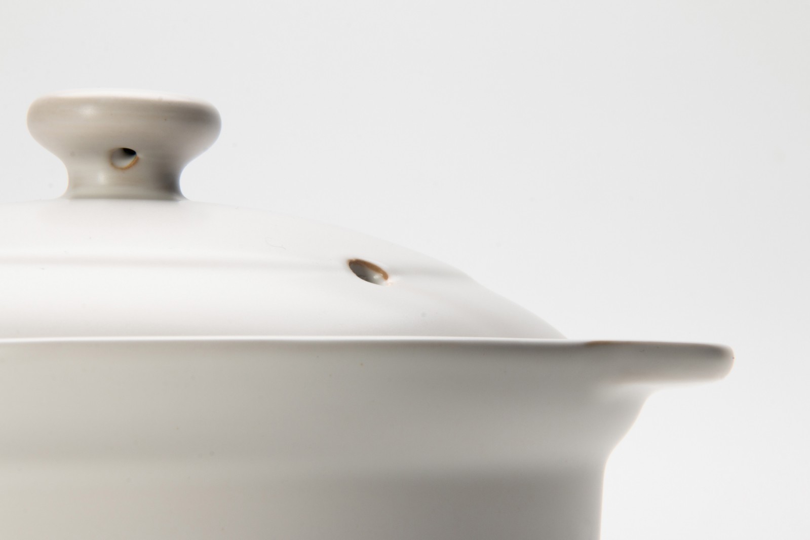 Uniware Ceramic Hot Pot 100% Healthy 1.8QT, White