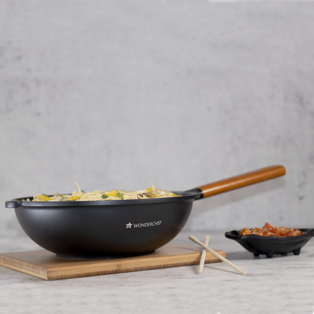 Wonderchef Die Cast Non-Stick Aluminum Indian Chinese Stir Fry Wok, 28 cm