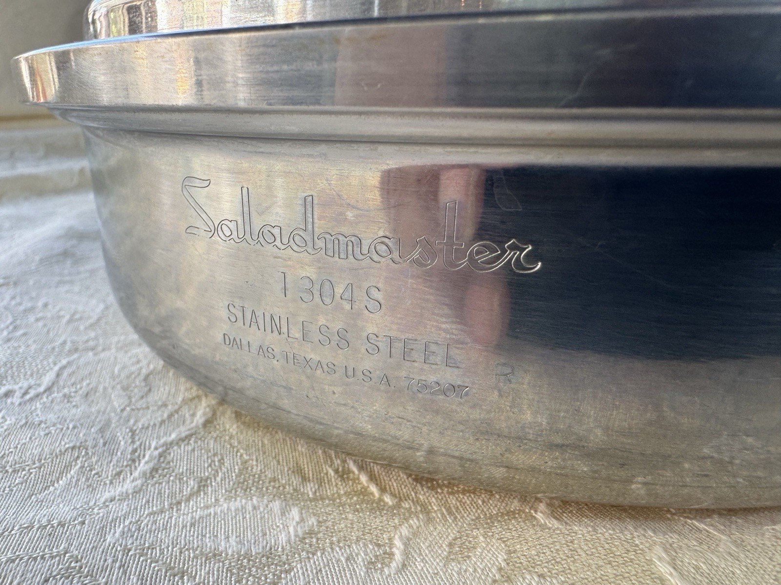 Saladmaster Stainless Steel 18-8 Tri-Clad 9 Inch Skillet with Vapo-Seal Lid