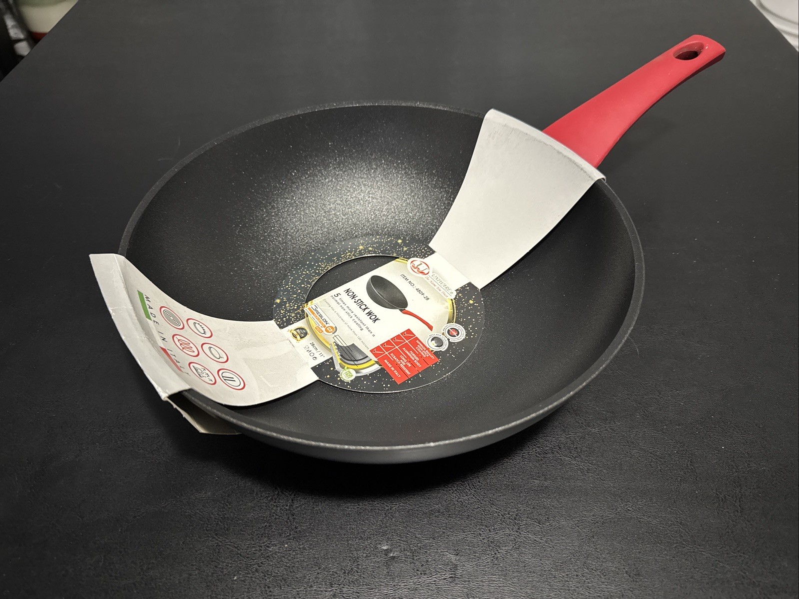 Uniware Non Stick Wok 11” PFOA Free Silicone Grip Non-scratch Italian Made