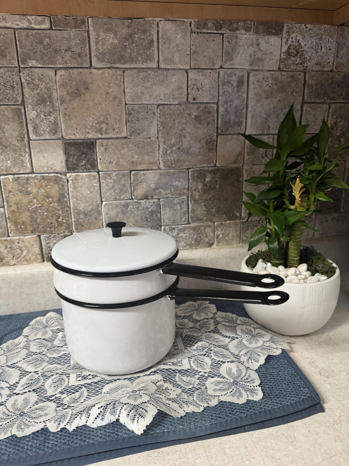 White Enamelware 2-Piece Saucepan Pot Set Lids Black Trim Liter Markings Kitchen