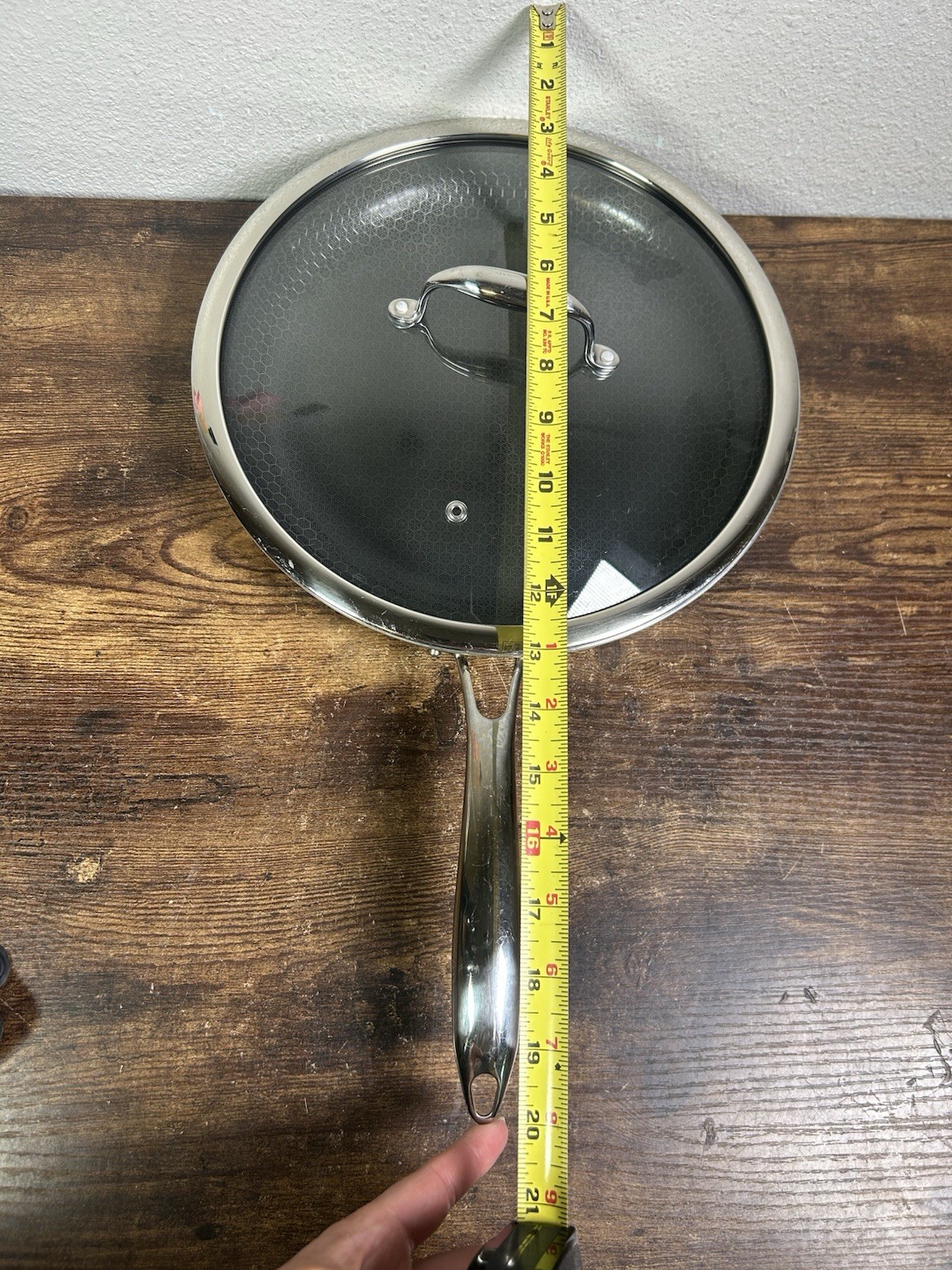 HexClad 12″ FRYING PAN with LID 12-Inch 12 Hybrid Non-Stick -Used Good Condition