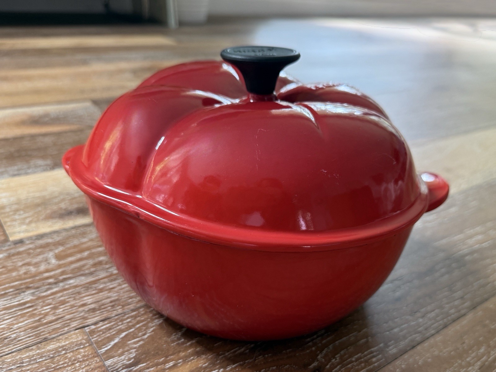 Vintage Le Creuset Tomato Red 2.25 Quart Enameled Cast Iron Dutch Oven Cocotte