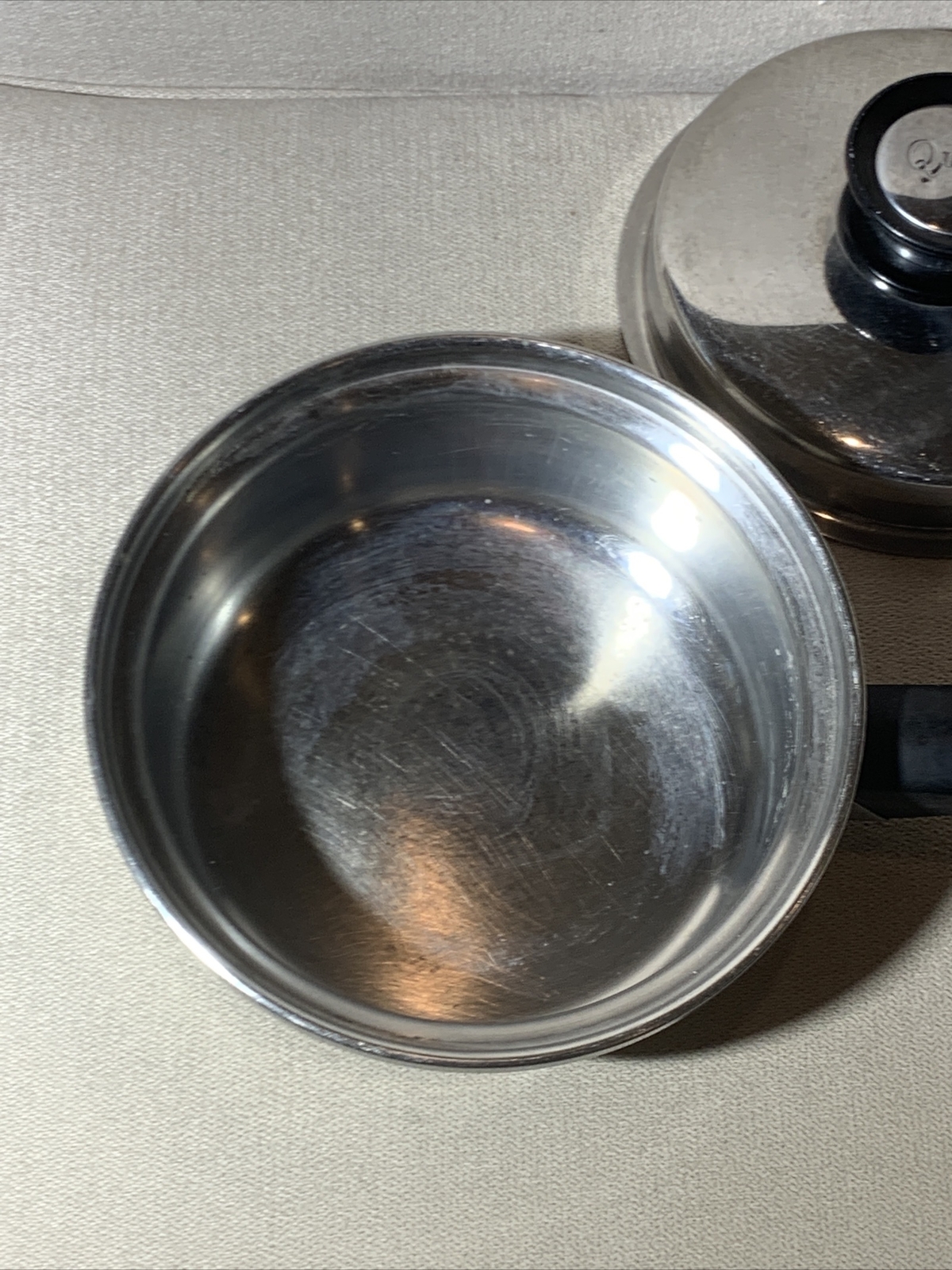 VTG Amway Queen 18/8 Stainless Multi Ply Sauce Pan Pot w/ Lid 1/2 Quart USA Made