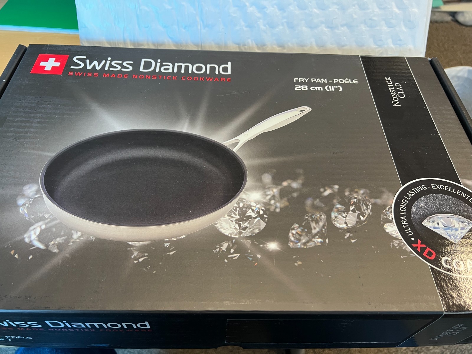 Swiss Diamond – 11″ Nonstick Clad Fry Pan SDP3528i in retail box