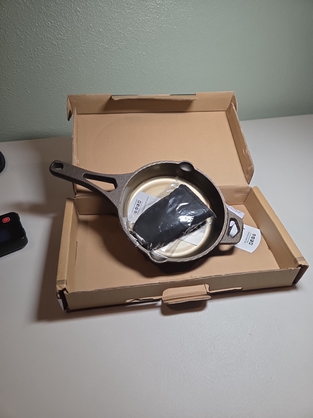 6 Inch Smooth Wasatch Pre-Seasoned Round Cast Iron Skillet