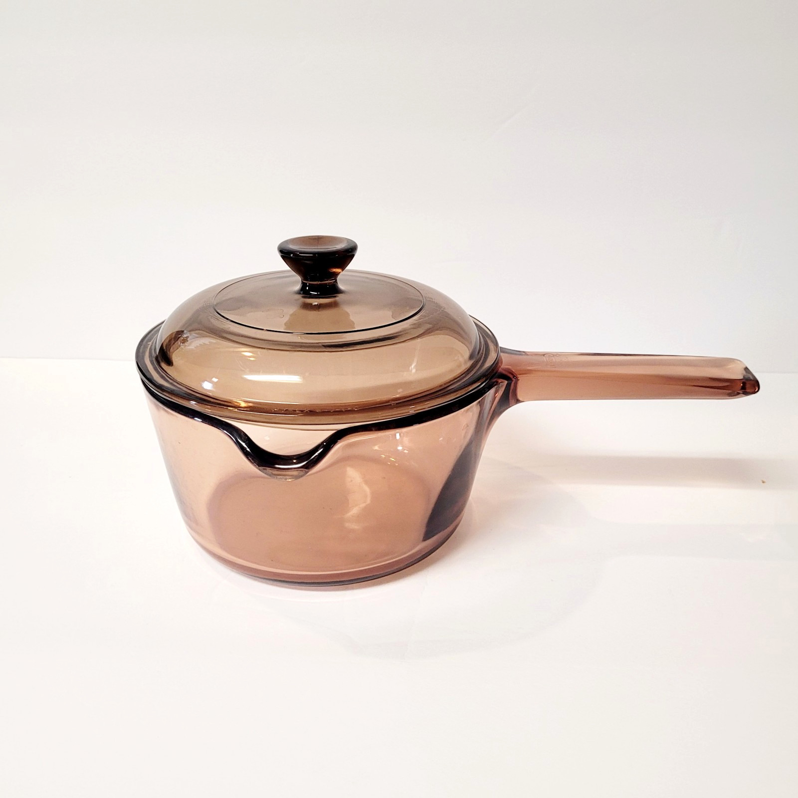 Corning Vision Ware Amber 1 Liter Sauce Pan Pour Spout USA with Lid V-1-C