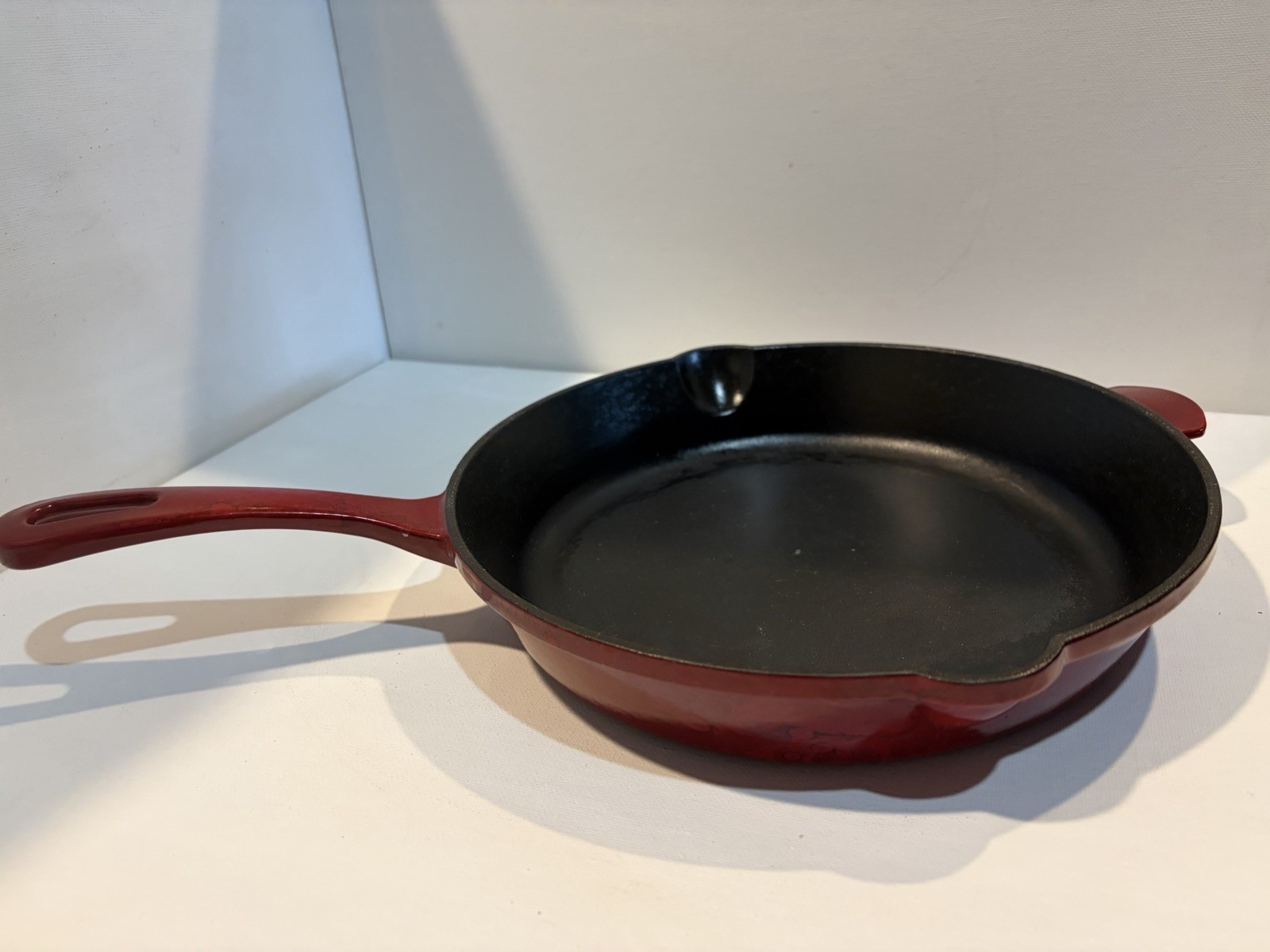 Cuisinart Cast Iron Enamel Skillet ~ C122-24 10″ Red Frying Pan