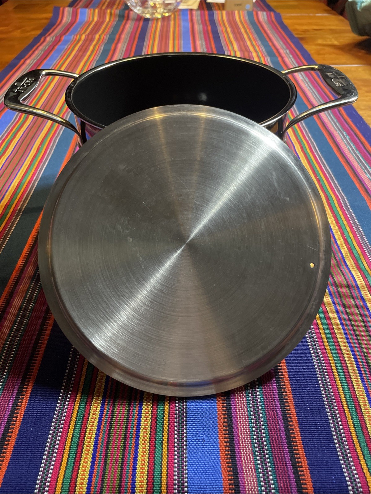 All-Clad 4 Quart Soup Pot Fusiontec Ceramic w Steel Core Onyx Black Germany GUC