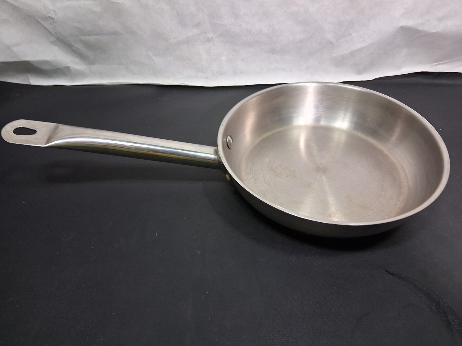 Tabletop Unlimited 18/10 Stainless Steel Frying Pan Copper Bottom 8.25″ Wide