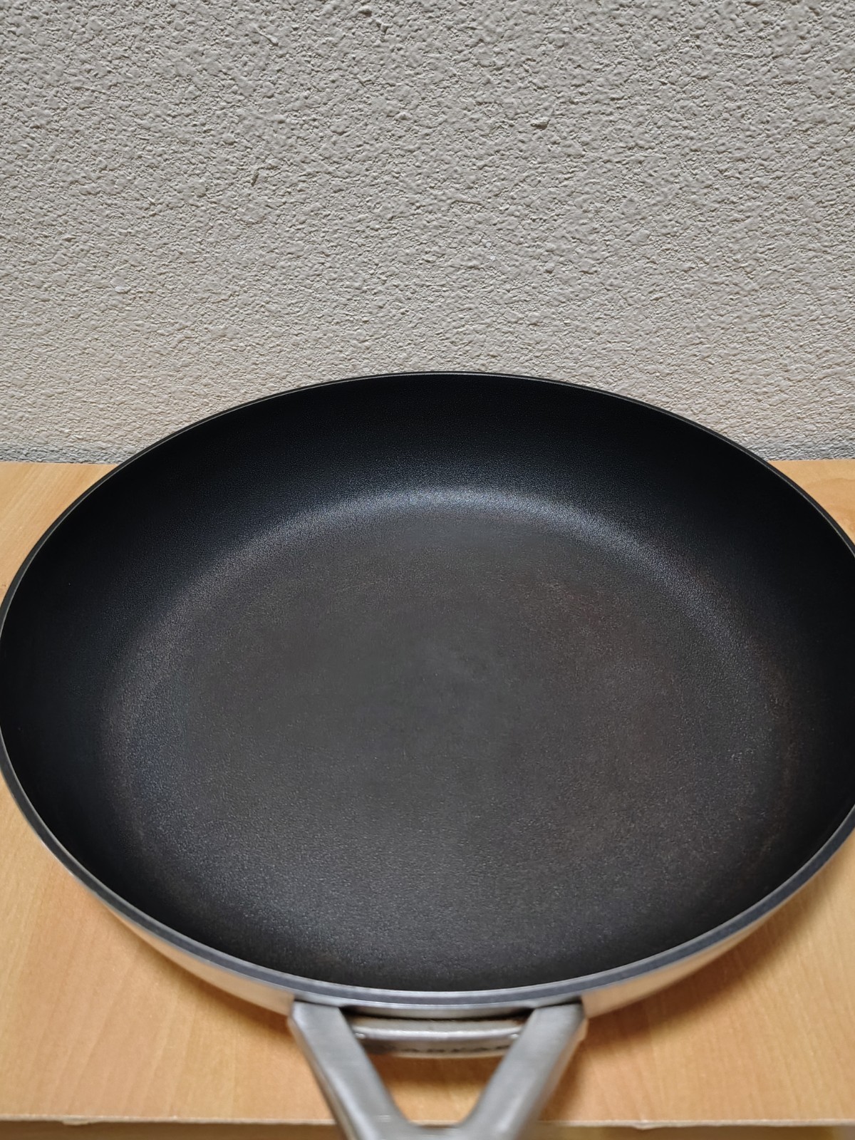 SCANPAN CS+ 3 QT Sauce Pan Saute STRATANIUM Steel Nonstick Frying DENMARK – Used