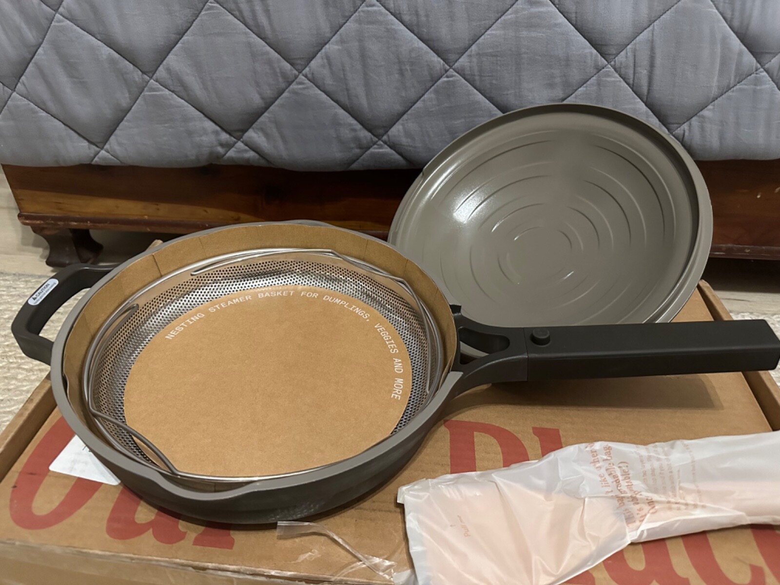 Our Place Always Pan 2.6 Qt 10.5” w/ Wooden Spoon + Steamer Basket -2.0 BLACK