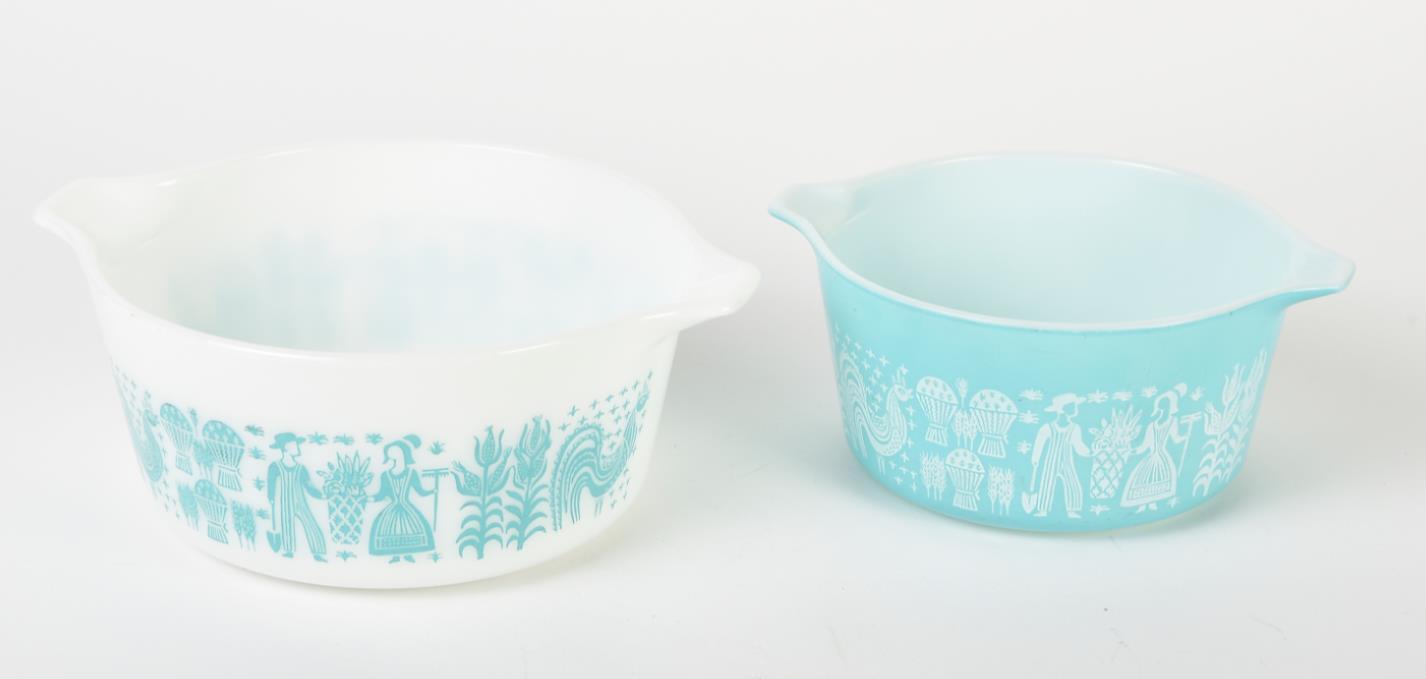 Pyrex Vintage Cinderella Casserole Opal Ware Turquoise Butterprint Set/2 473/474