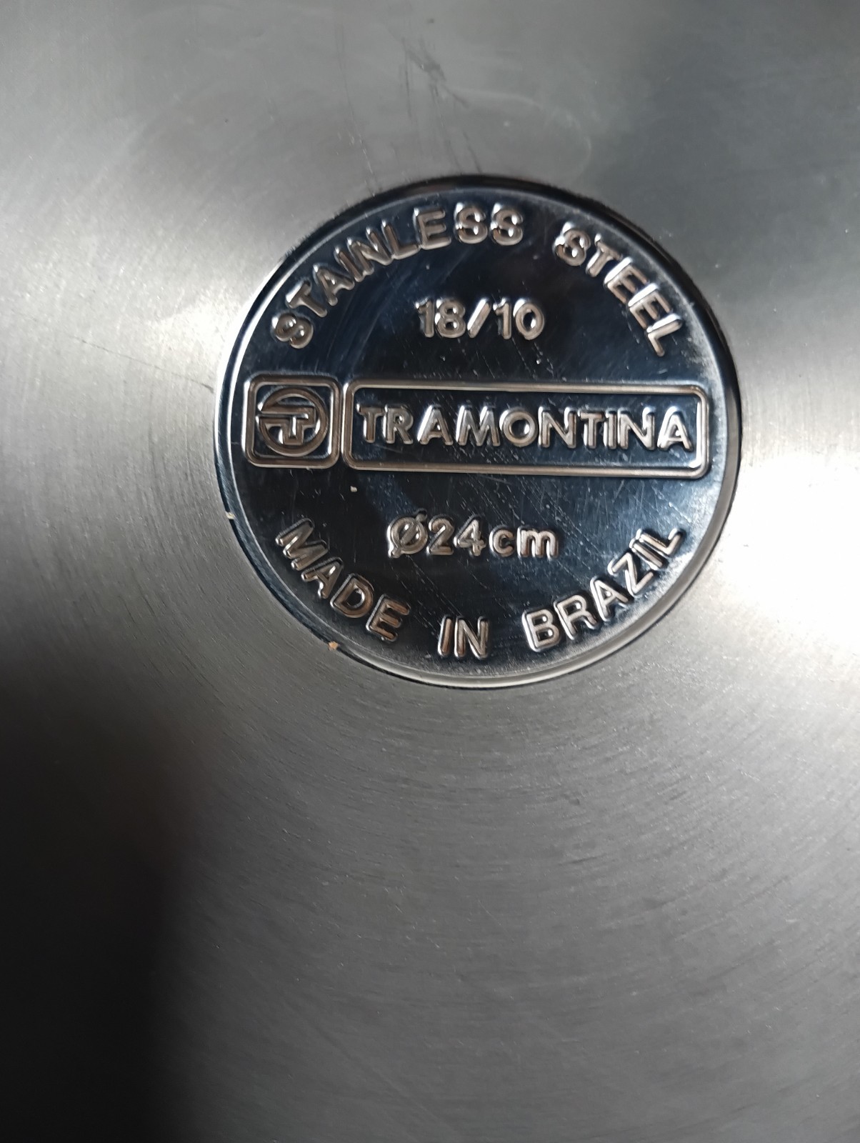 TRAMONTINA STAINLESS 24CM 18/10 PAN COMES WITH DROP-IN 6 EGG NON-STICK POACHER