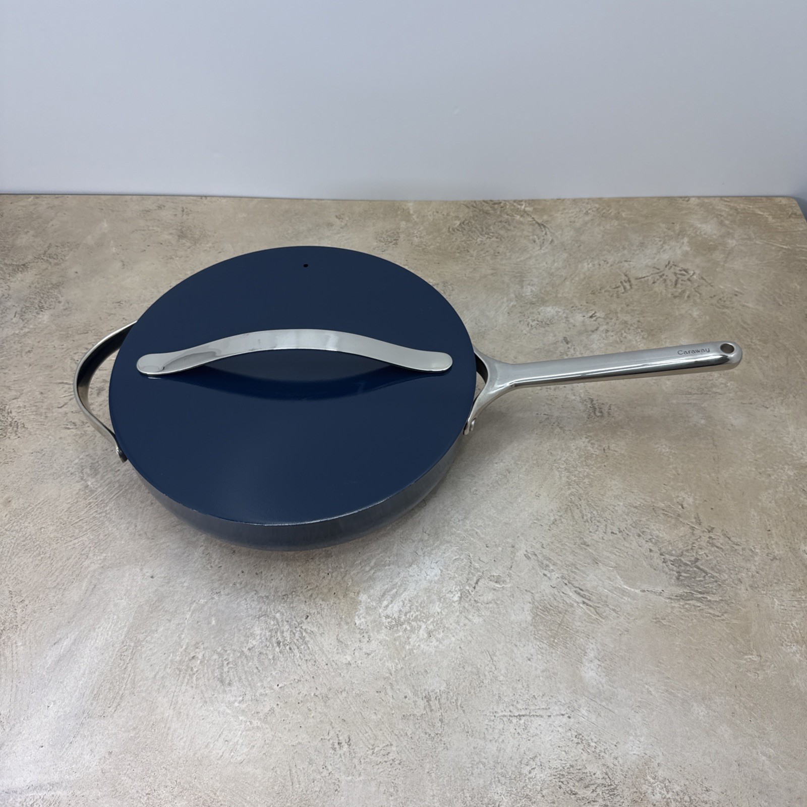 Caraway Home Non-Stick Ceramic-Coated 4.5 qt Saute Pan W/Lid (Navy)