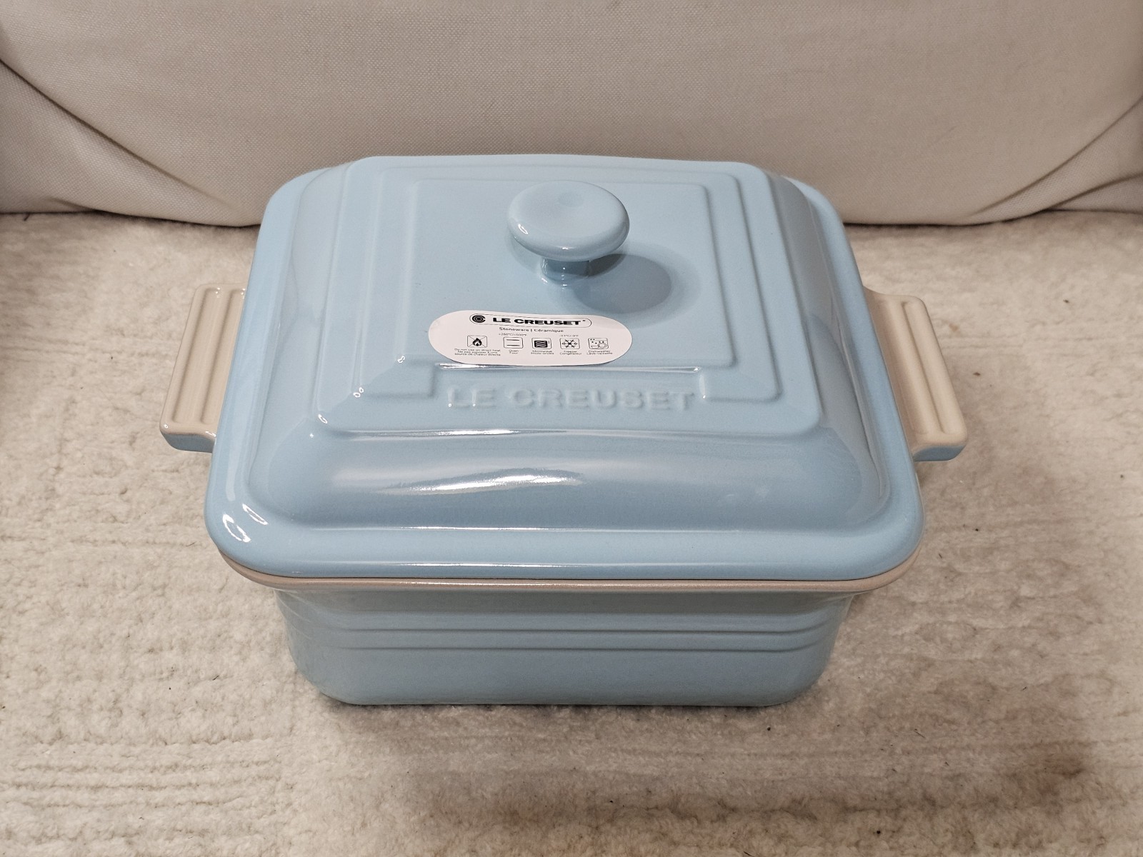 Le Creuset Stoneware 3-Quart Square Casserole with Lid, Light/Sky Blue