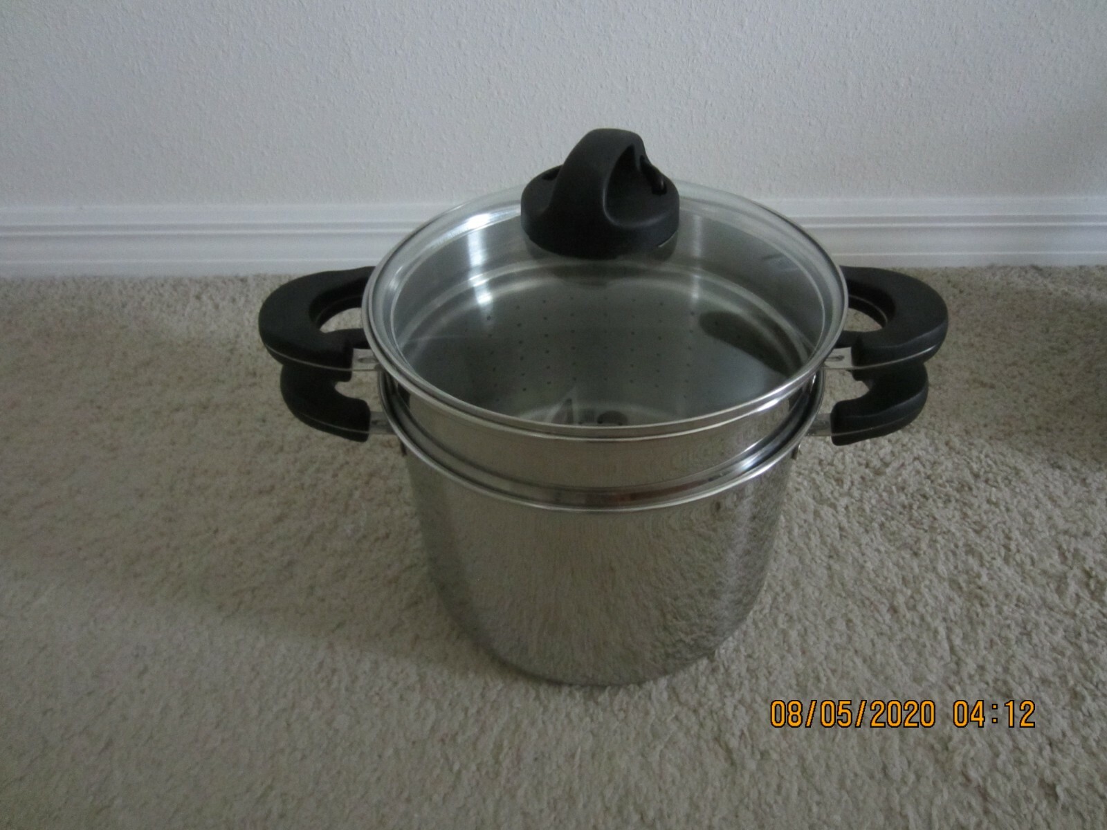 HEALTHSMART T-304 Surgical Stainless Greaseless Waterless 8qt w/Steamer Insert