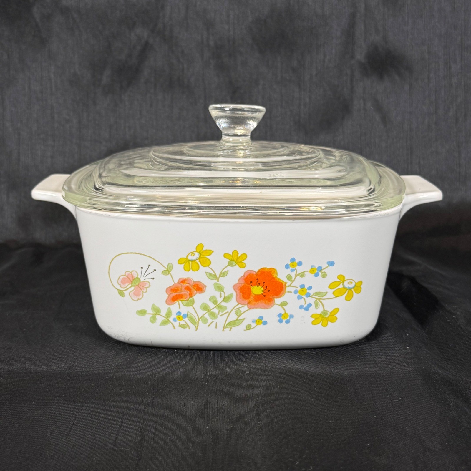 Corning Ware Wildflower A-1 1/2-B Casserole Dish w Glass Lid 1.5 Quart Vintage