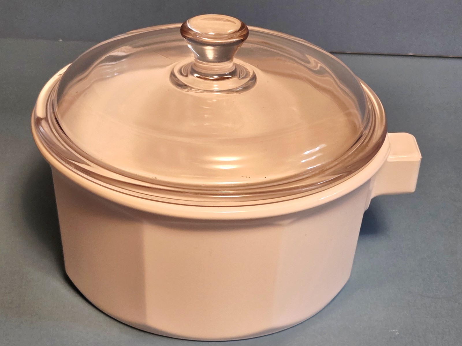 Princess House Nouveau White Ceramic Rd 1 Quart Saucepan w/ Glass & Plastic Lids