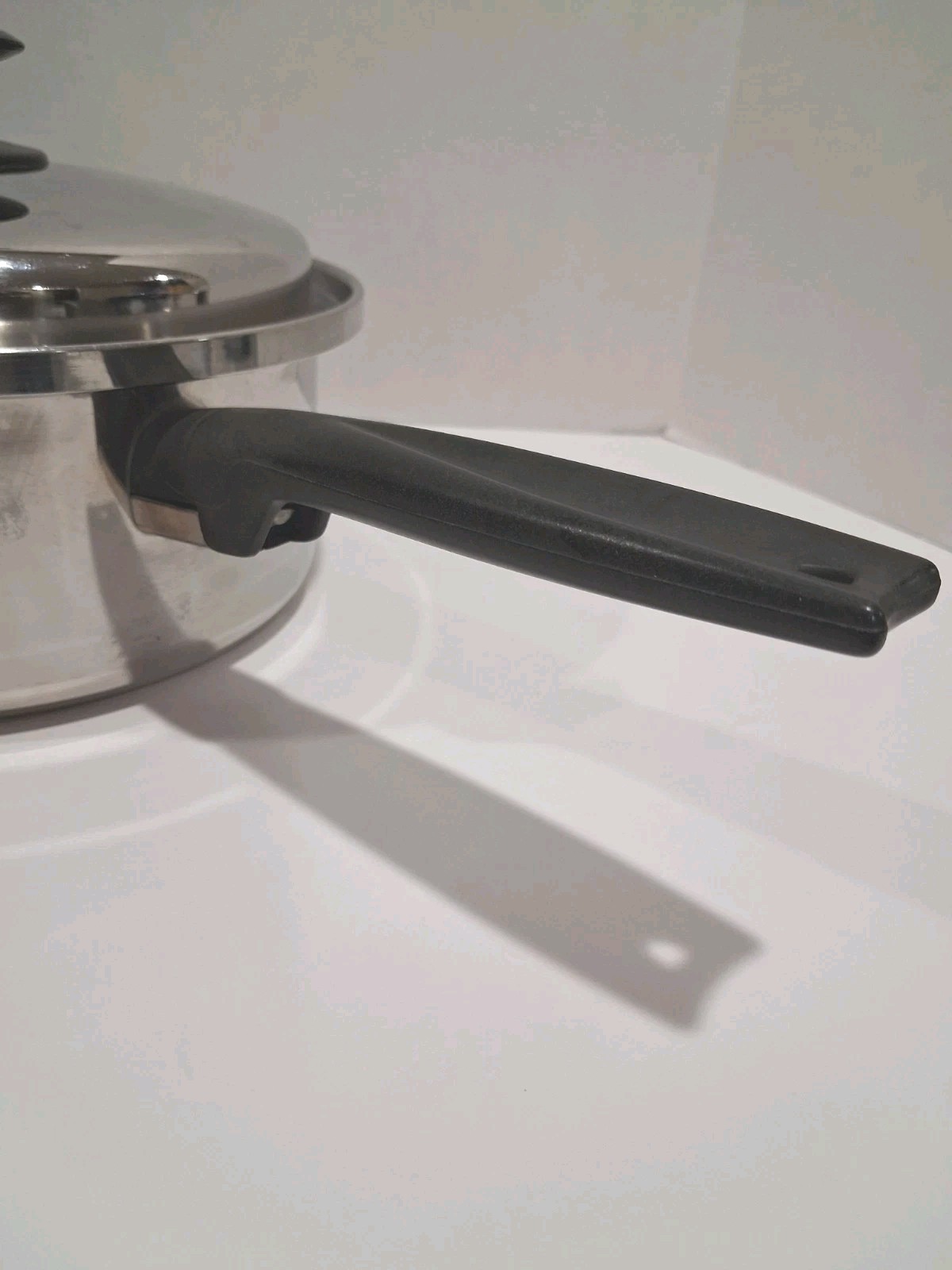 Maxam 2000 Multi Ply Surgical SS Cookware 2.5 Quart Waterless Sauce Pan Lid