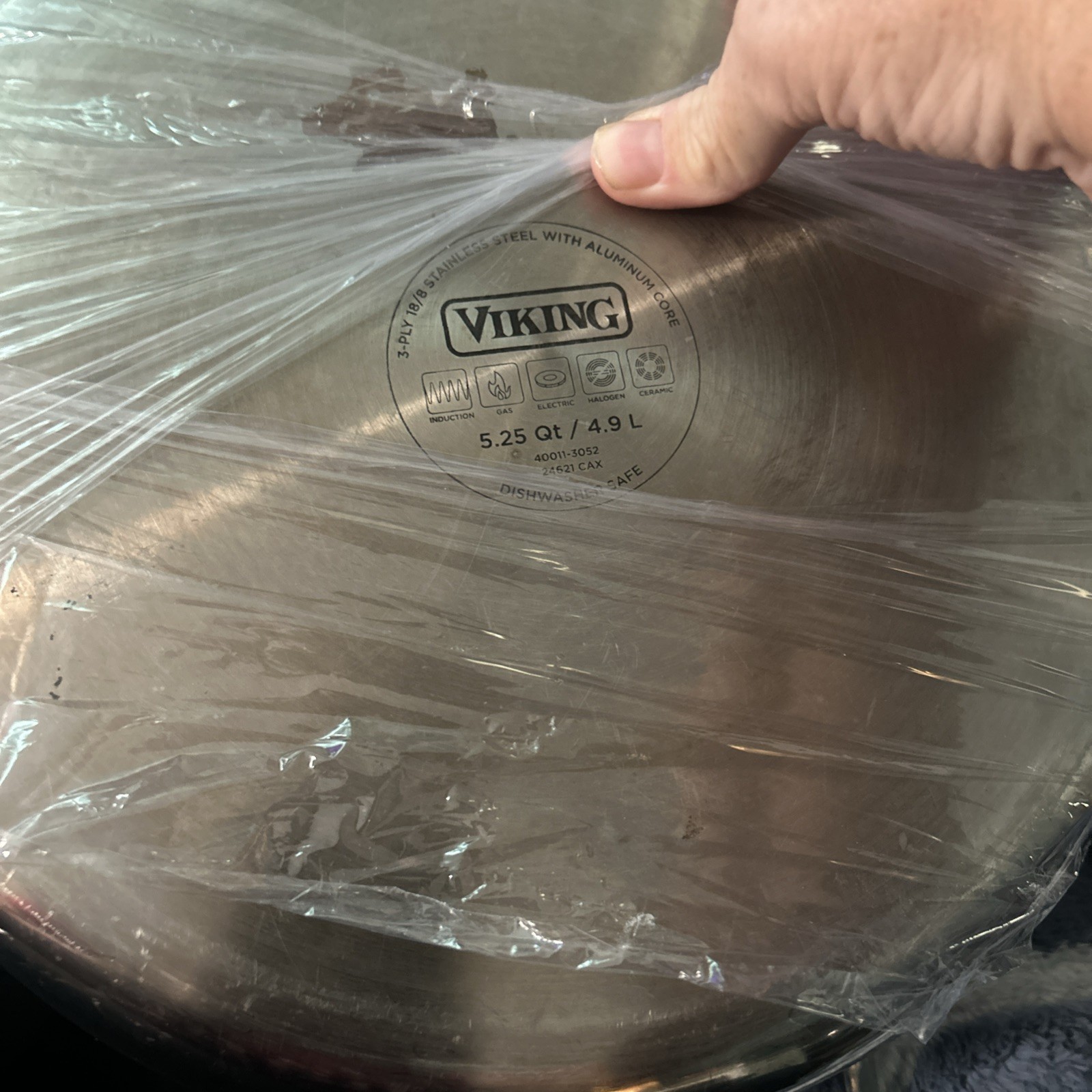 Viking 5.25 Qt/4.9 L 3-ply Stainless Steel Pan/saucepan W/ Aluminum Core And Lid