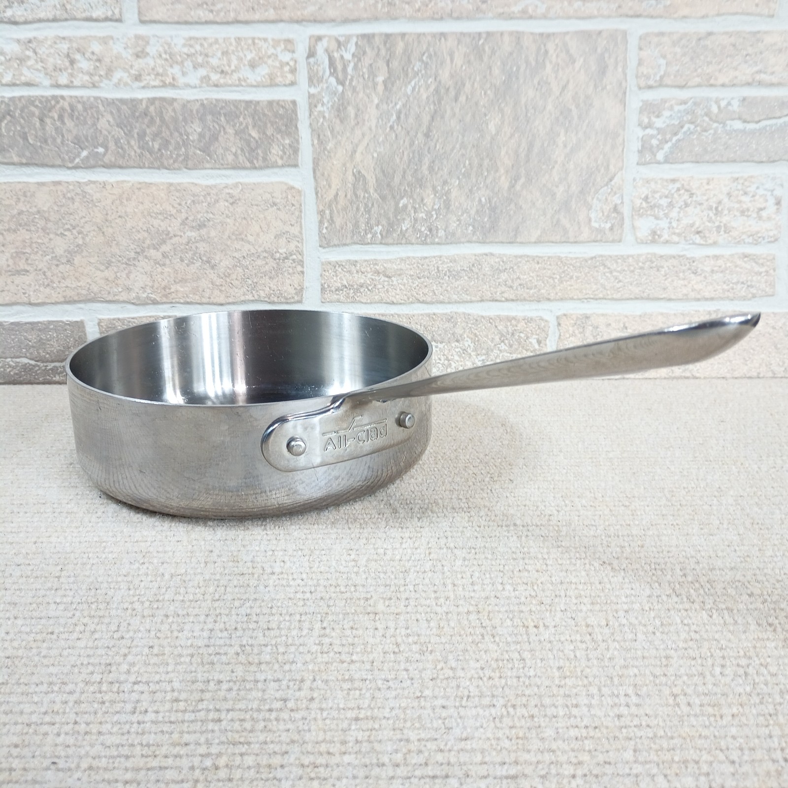 All-Clad D3 Tri-Ply 2 Qt Saucier Sauce Pan Base (No Lid) – Model 0851323 USA