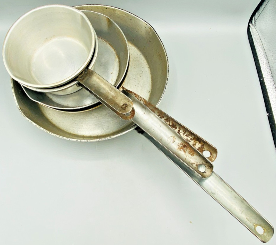 Vintage Wear Ever Aluminum Skillet Fry Pan 5 3/4″ Frying Pan 10″ Sauce Pan 5pcs