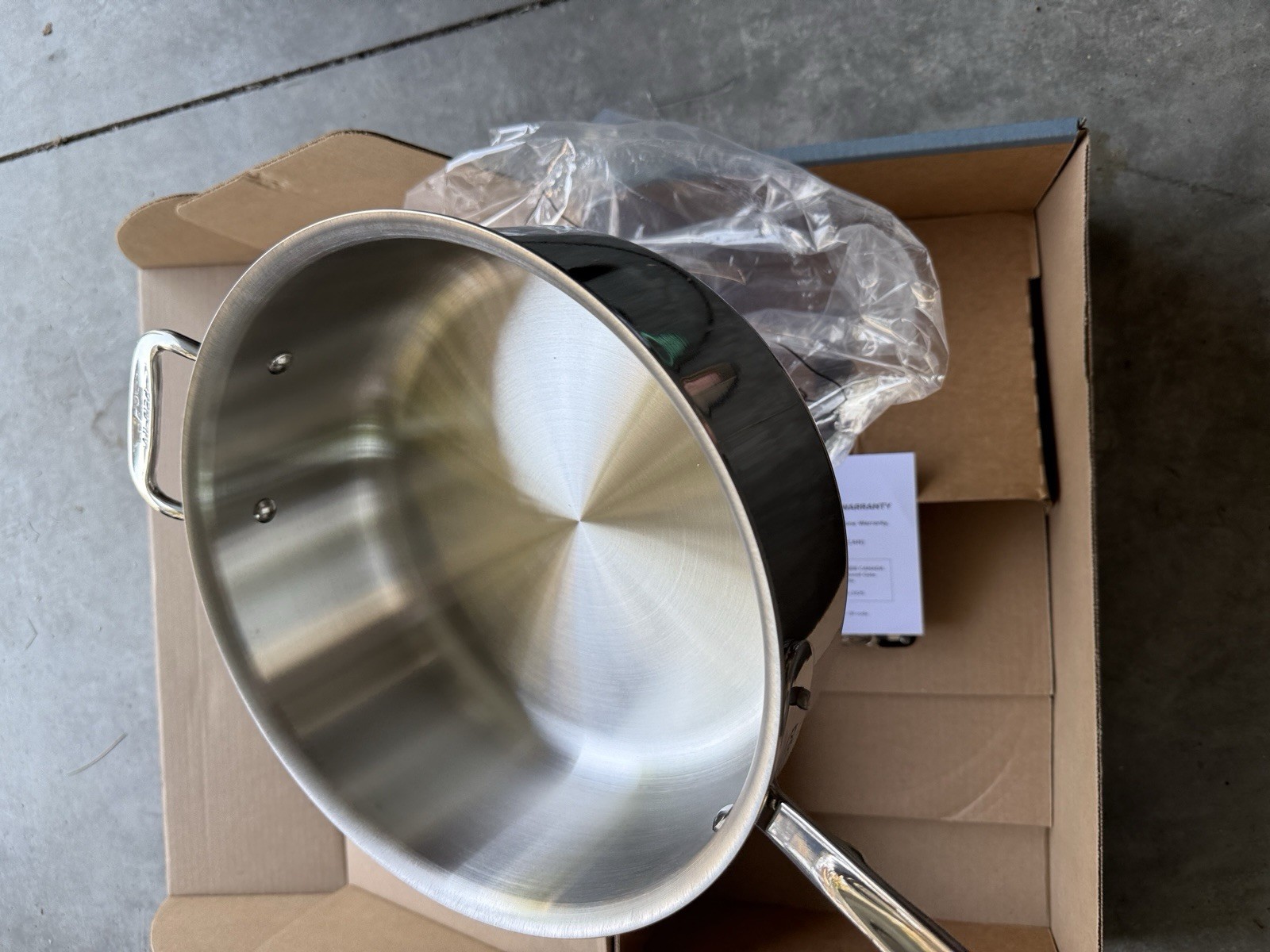 All Clad D3 6 Quart Deep Saute Pan And Lid, BNIB