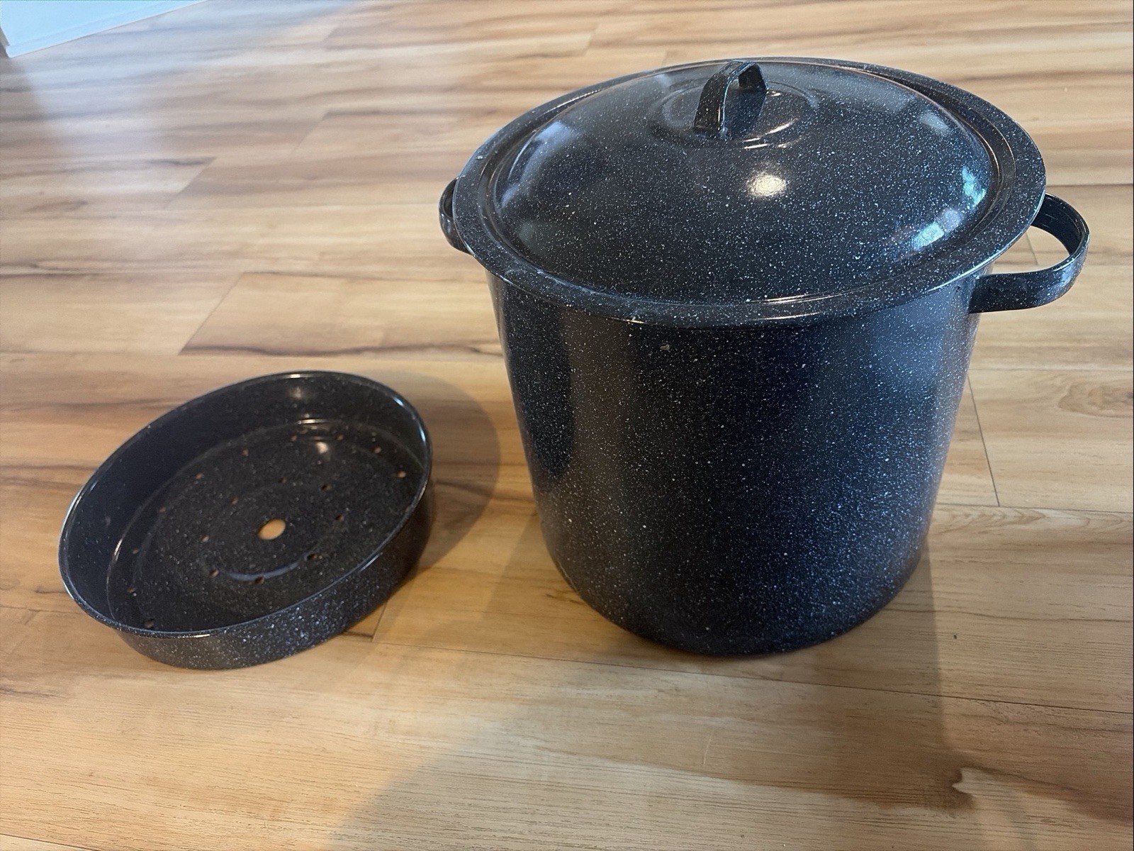15.5 Quart Stock Pot /Lid & Insert Enameled Steel Steamer / Dishwasher Safe New