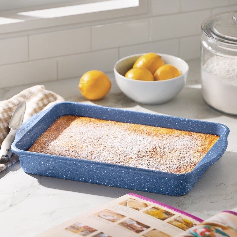 Nonstick Aluminized Steel Cake Pan 9×13 Baking Brownies Casseroles Easy Cleanup
