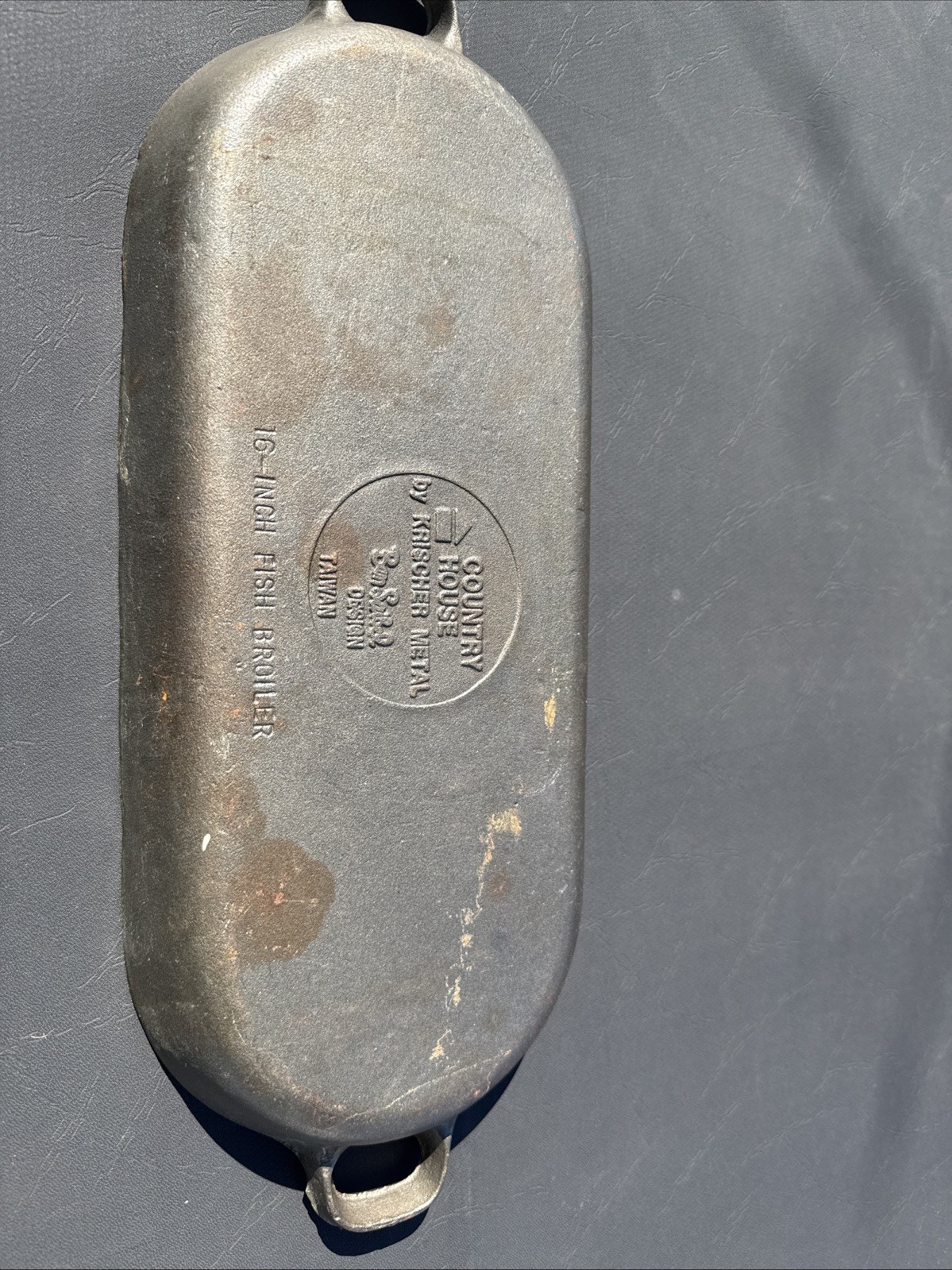 Country House 16 In Fish Broiler Cast Iron Grill Pan