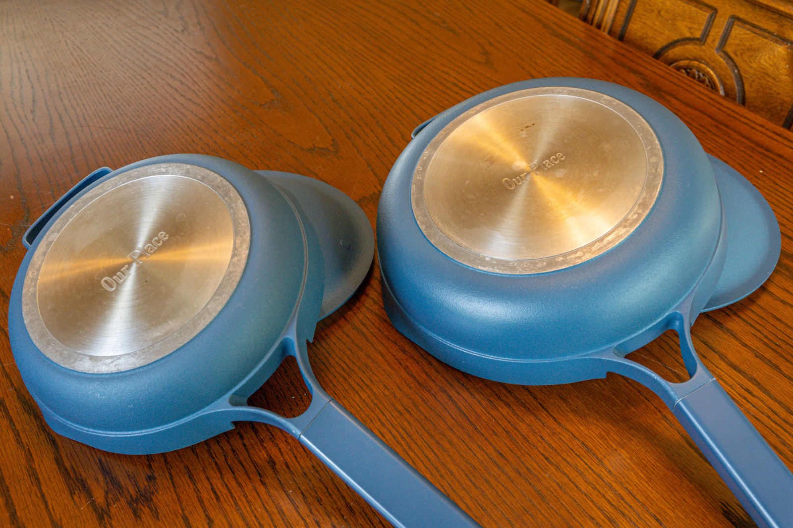 “Our Place” 10.5″ and 8.5″ Ceramic Non-Stick Skillet w/Lids. Both in great shape