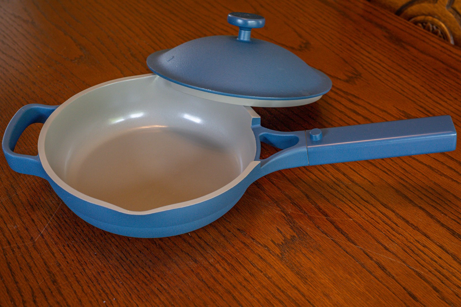 “Our Place” 10.5″ and 8.5″ Ceramic Non-Stick Skillet w/Lids. Both in great shape