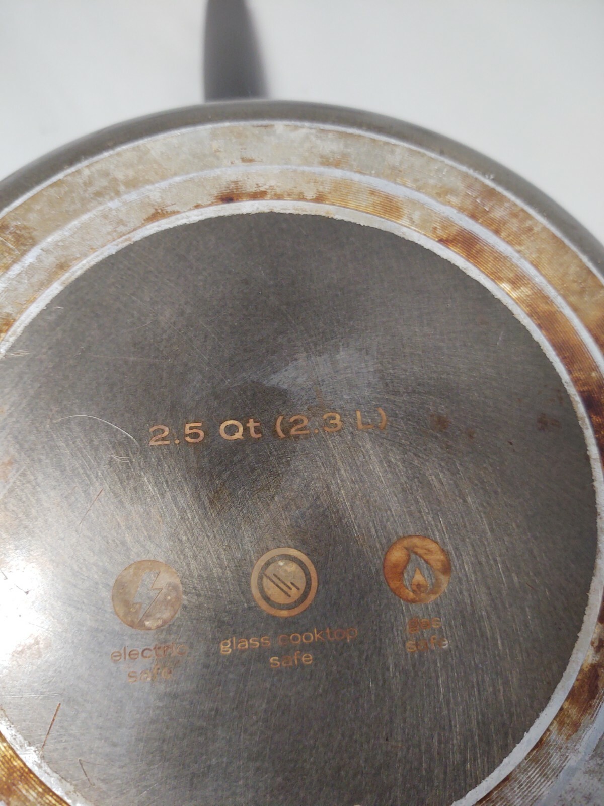 Food Network 2.5 qt. 2.3 L Covered Skillet 7.5 inches Bronze Cooking Suace pot.