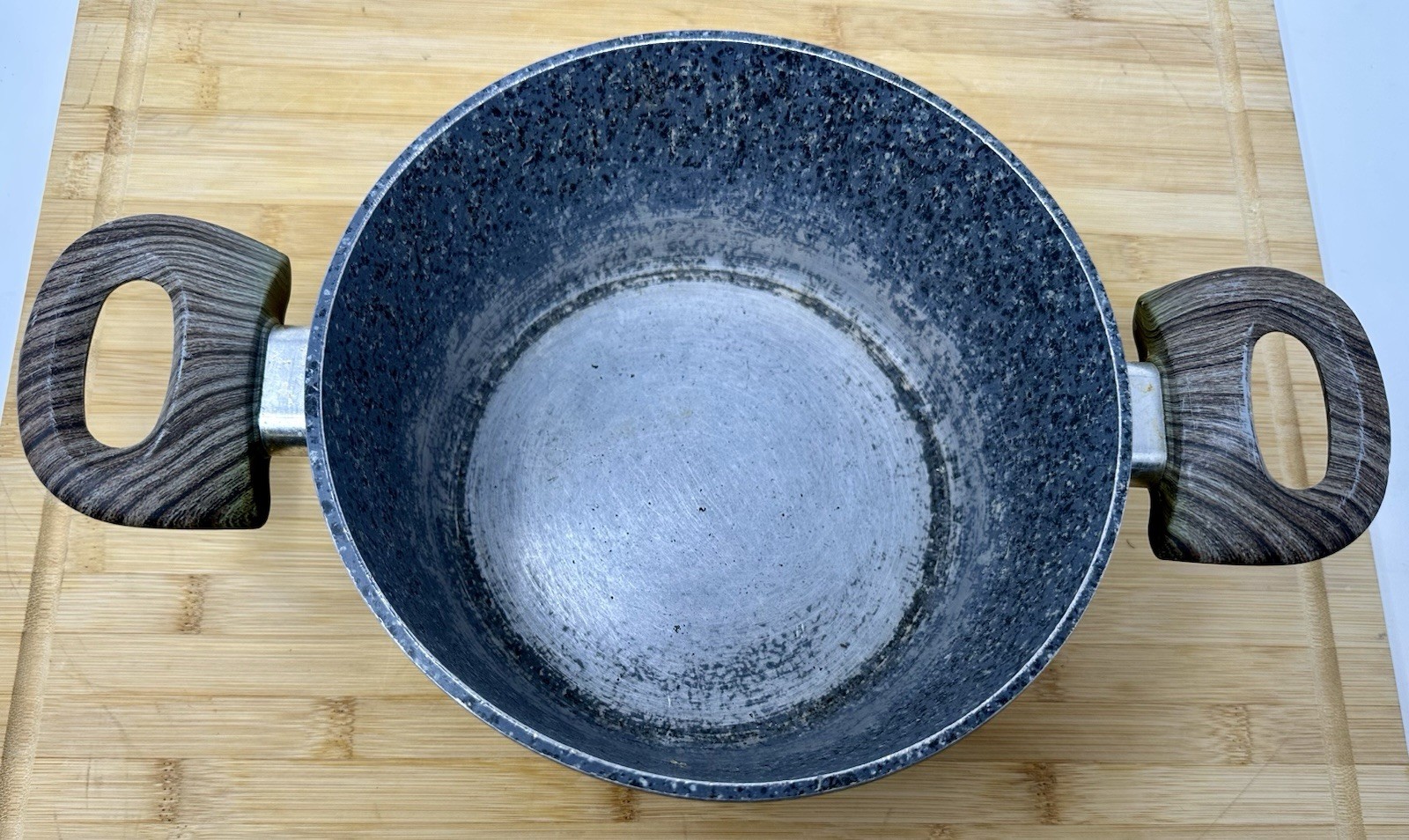 Fissler Vitavit KSG 2.2 Qt 20 cm Aluminum Pot non stick Granite Finish Cookstar