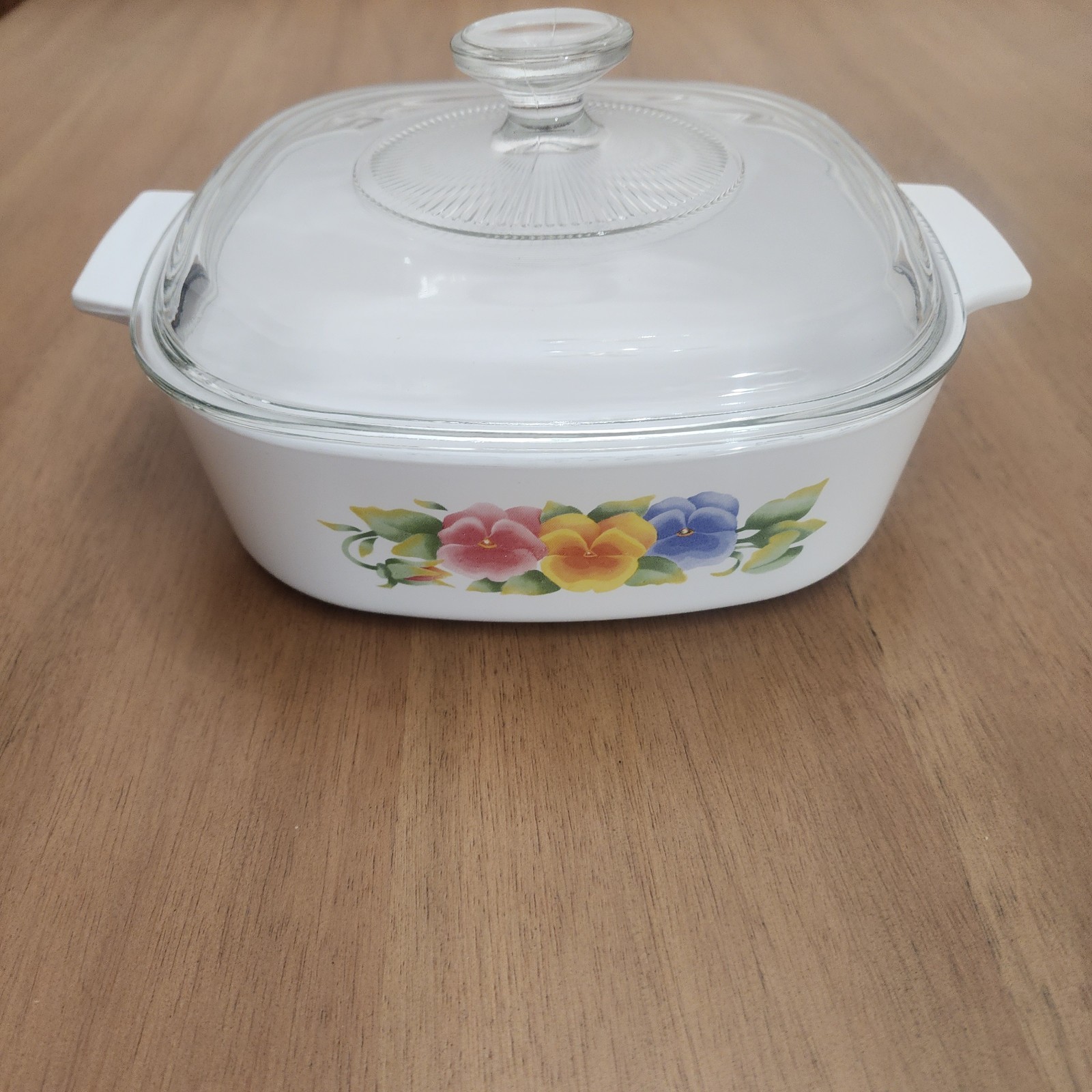 Summer Blush 2 Liter corningware Casserole Dish with Lid