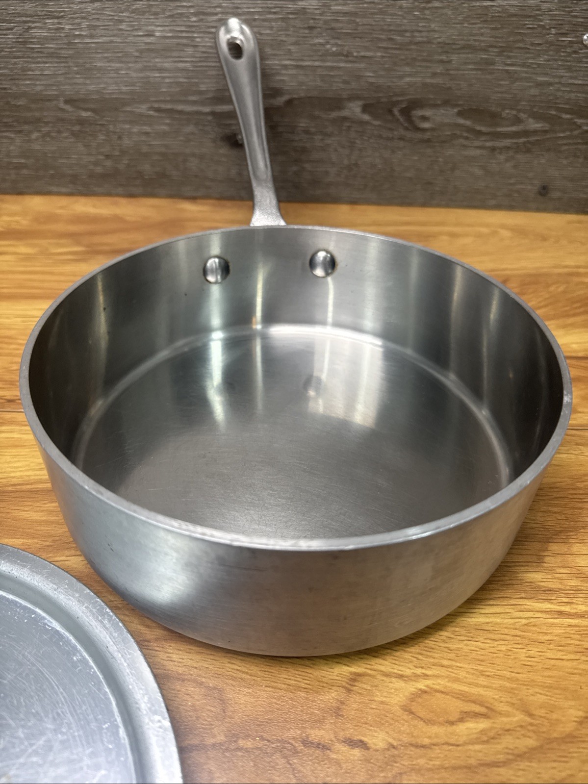 All-Clad Metal Crafters 8″ Master Chef 402 Saucepan Pot 2.5 Qt w/Matching Lid