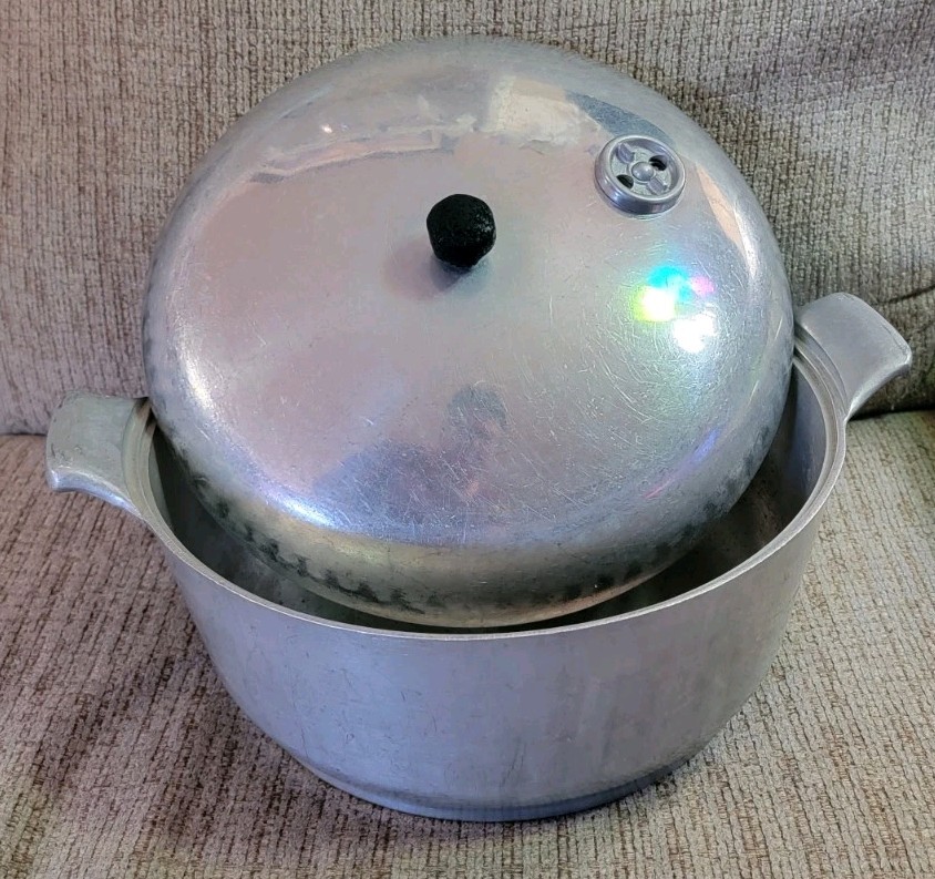 Vtg PAN AMERICAN Burnette Castings Co Aluminum Roaster Dutch Oven With Lid USA