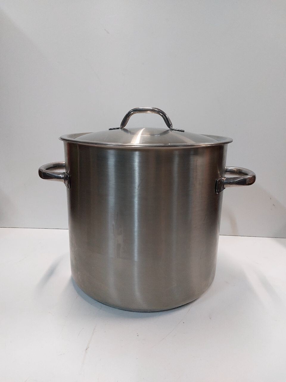 Paderno High Steel Pot With Catering Lid