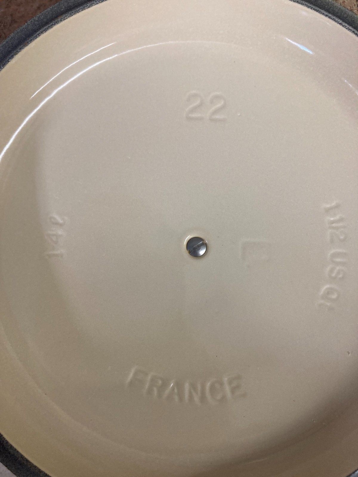Le Creuset Shallow Casserole Braiser 22cm 8-2/3in 1.5Qt Enamel Cast Iron